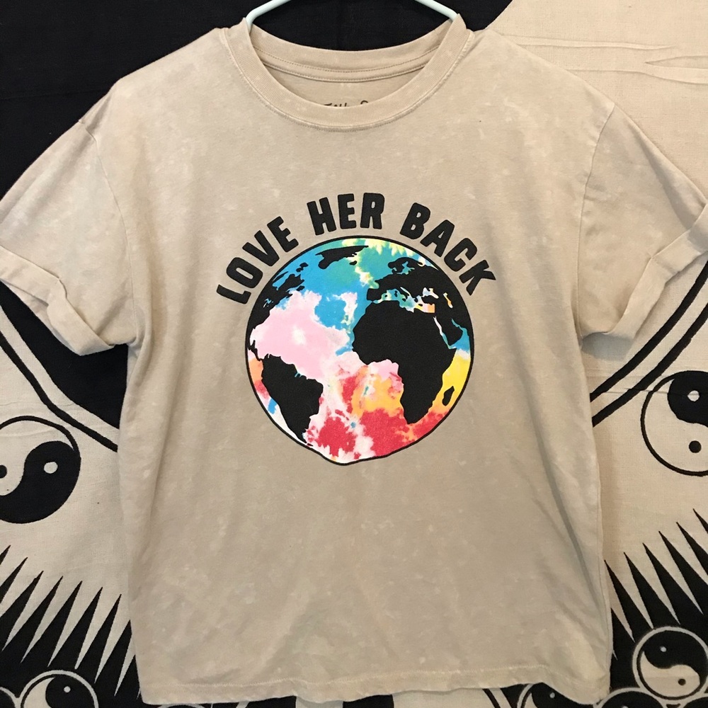 “LOVE HER BACK” Earth Tee